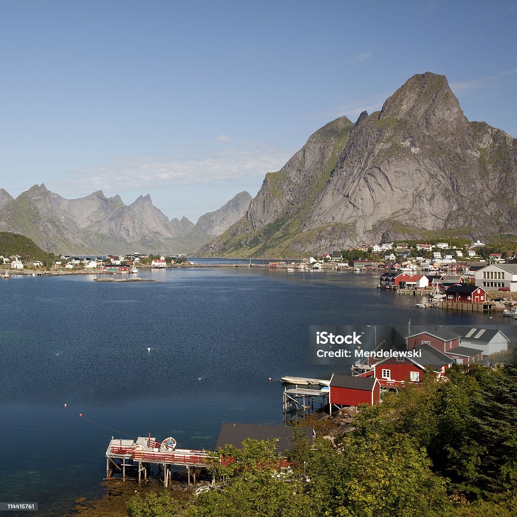 Lofoten village - Foto de stock de Agua libre de derechos