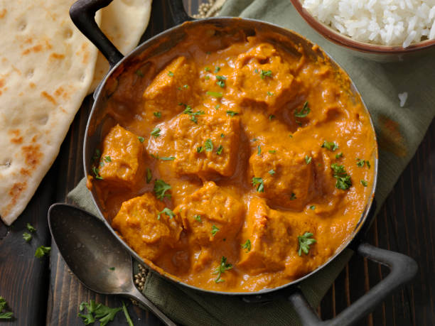 istock Tofu Curry with Rice and Naan Bread 1144165594