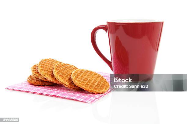 Cookies Com Syrop Típicas Holandesas Stroopwafels - Fotografias de stock e mais imagens de Bebida - Bebida, Bolacha, Café - Bebida