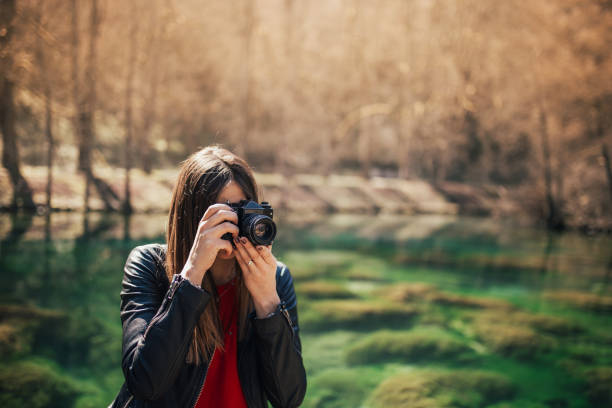 istock Travel photographer 1144221012