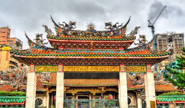istock Longshan Temple in Taipei, Taiwan 1144221051