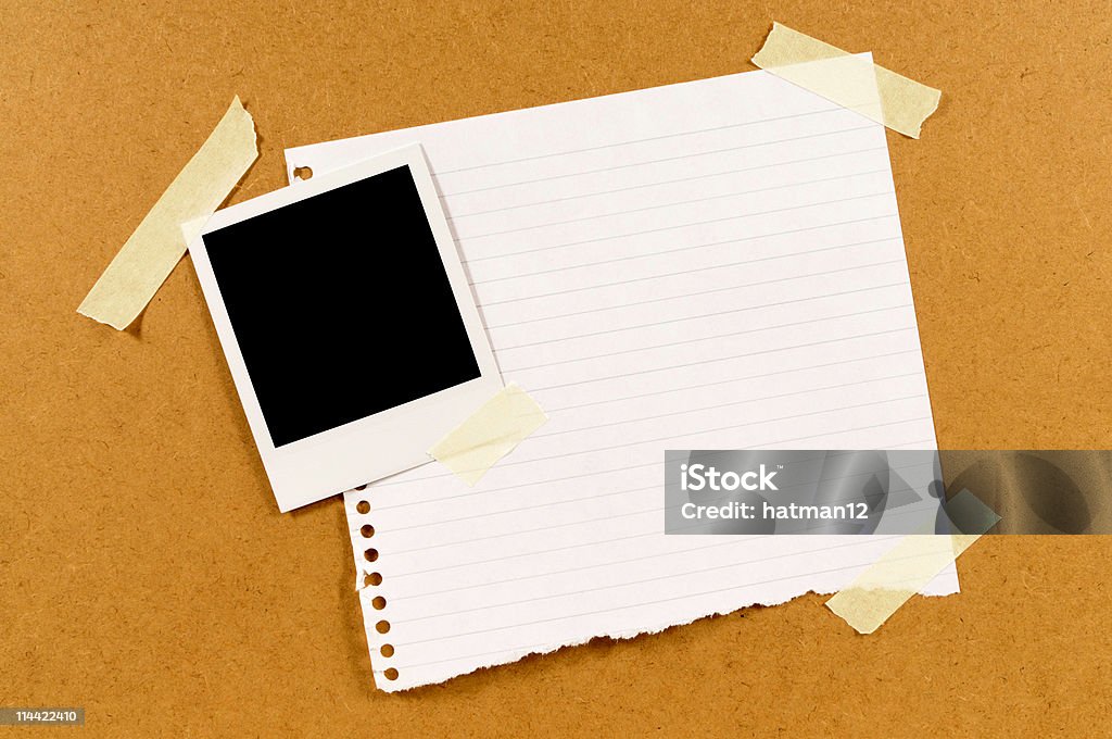 Stampa foto istantanea vuota con carta strappato - Foto stock royalty-free di Effetto strappato