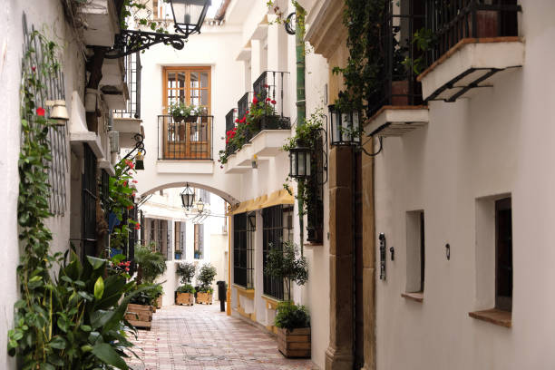Marbella old town Andalucia Spain typical Spanish village whitewashed houses - fotografia de stock
