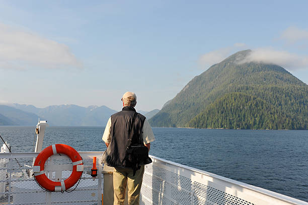 istock Cruising the Discovery Coast 114423513