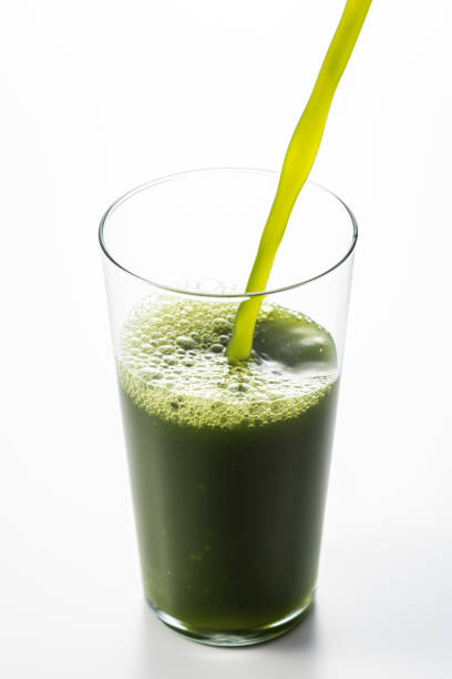 istock Put the green juice in the glass 1144242948