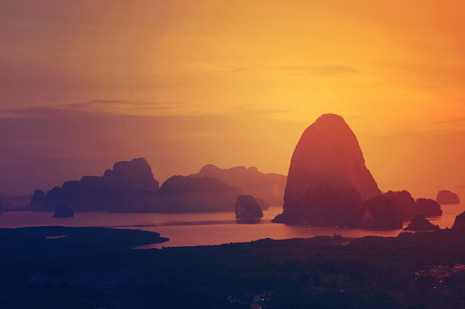 Beautiful view of Phang Nga Bay from Samed Nang Chee A new viewpoint in Phang Nga province is turning into a popular tourist attraction after photos of the view went viral on social media.