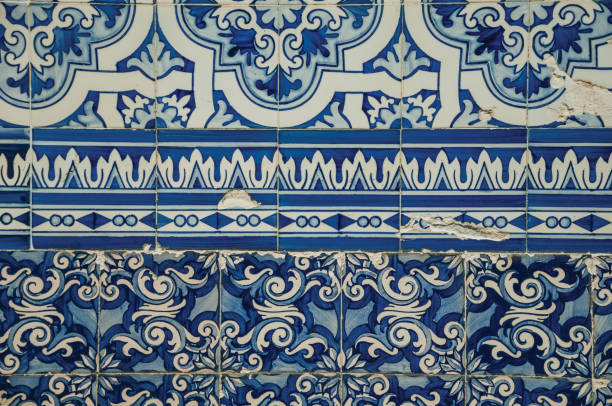 istock Blue floral pattern hand-painted in baroque style on ceramic tiles 1144282215