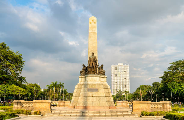 istock The Rizal Monument in Rizal Park - Manila, Philippines 1144285159