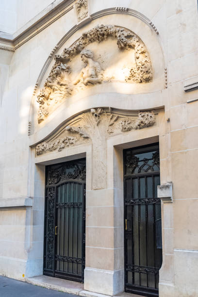 parís, hermosa puerta - art nouveau door paris france luxury fotografías e imágenes de stock