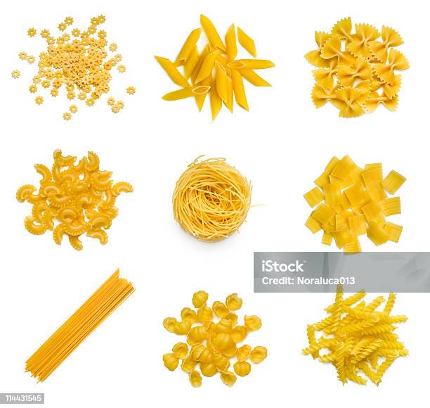 Große Sammlung Von Italienische Pasta Auf Weiß Stockfoto und mehr Bilder von Nudeln - Nudeln, Stern - Form, Freisteller – Neutraler Hintergrund