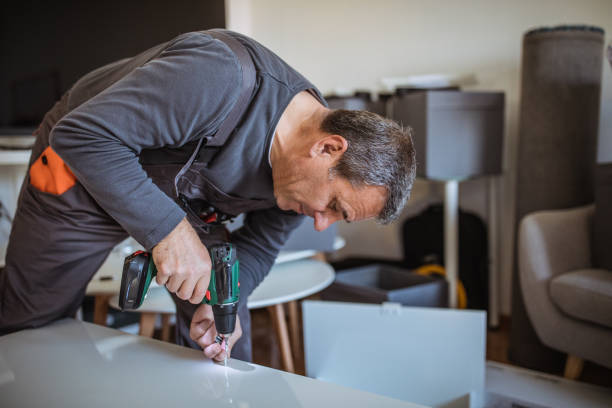 istock The man is assembling furniture 1144329328