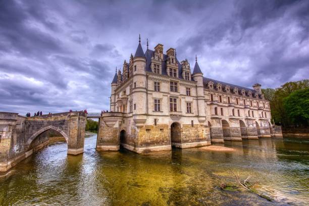フランスの chenonceaux にある中世の城。 - chateau de chenonceaux ストックフォトと画像
