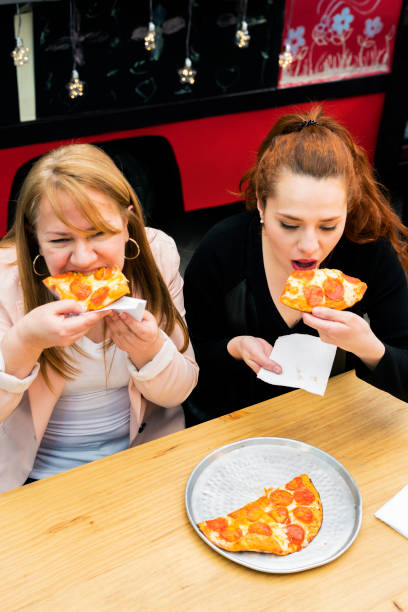 istock Food truck 1144396146