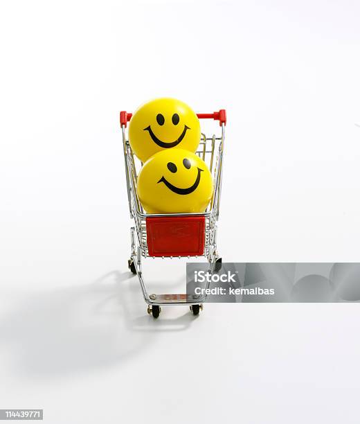 Foto de Carrinho De Compras e mais fotos de stock de Carrinho de compras - Carrinho de compras, Comercializar, Comprar