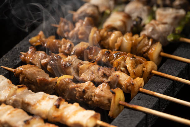 yakitori - yakitori stok fotoğraflar ve resimler