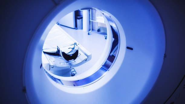 examen por tac en el proceso. detalle del escáner mri - mri scanner medical scan cat scan oncology fotografías e imágenes de stock