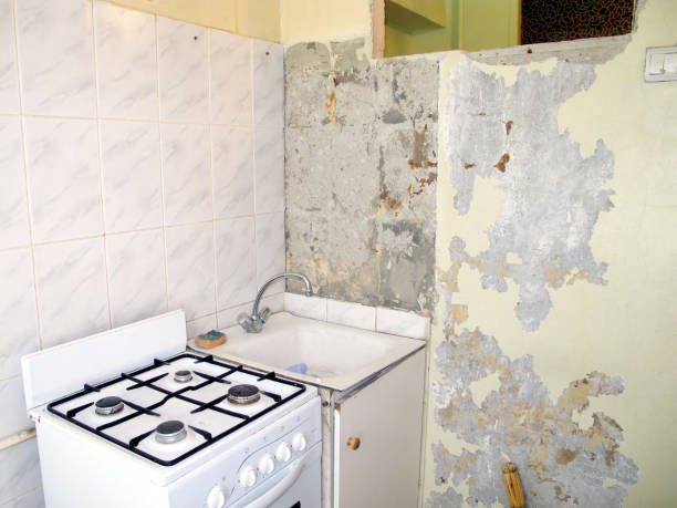 istock Old dirty apartment. Started repairing old apartments. 1144511553