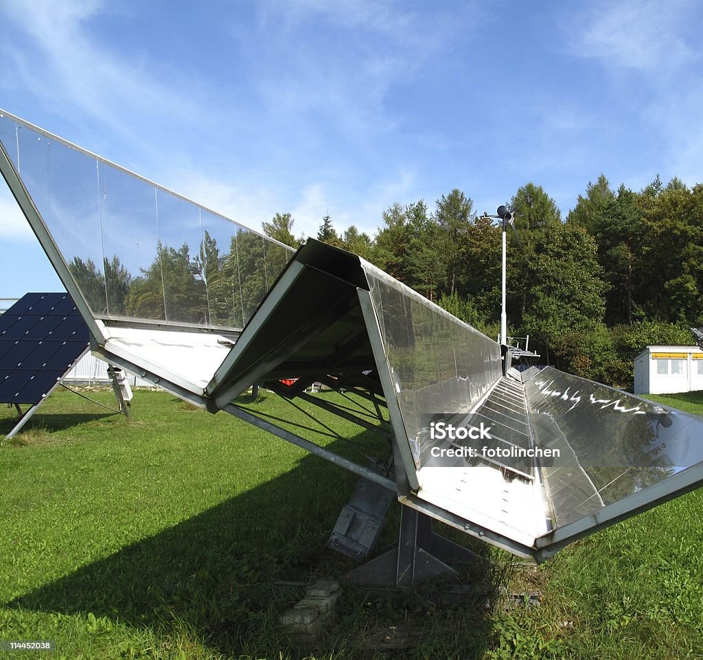 Solarzellen in der Natur - Lizenzfrei Elektrizität Stock-Foto