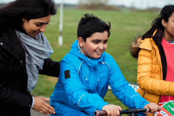 zawsze cię poprę! - action family mother sport zdjęcia i obrazy z banku zdjęć