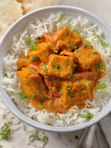 istock Tofu Curry with Rice and Naan Bread 1144613400