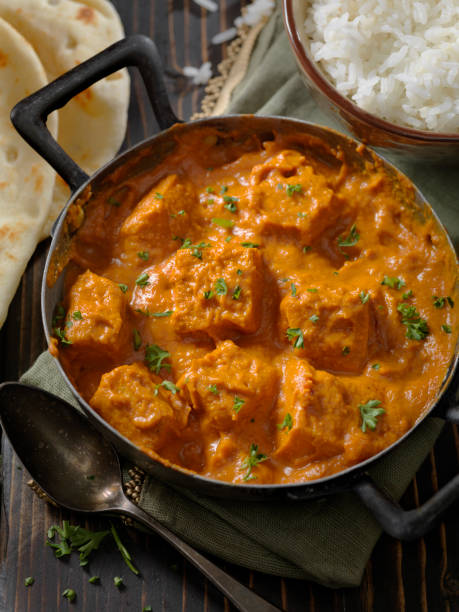istock Tofu Curry with Rice and Naan Bread 1144613410