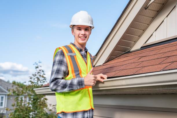 istock Home inspector providing an inspection to a house. 1144618235