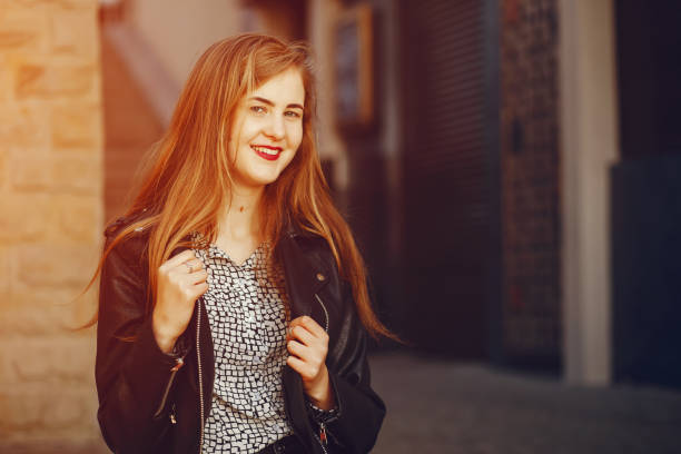 istock girl in a city 1144662031