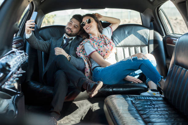limousine service for pop star limousine service for fashion model pop star celebrity limo stock pictures, royalty-free photos & images