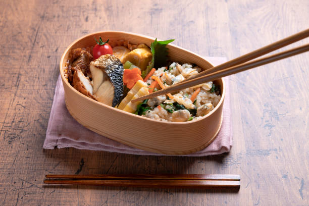 istock Japanese lunchbox magewappa 1144725488