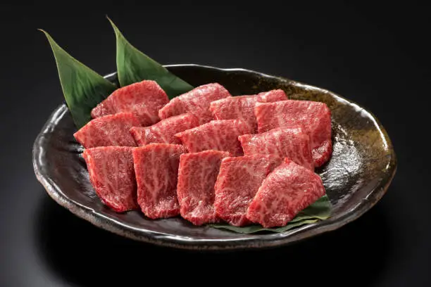 Aitchbone meat or H-bone, Beef round hip