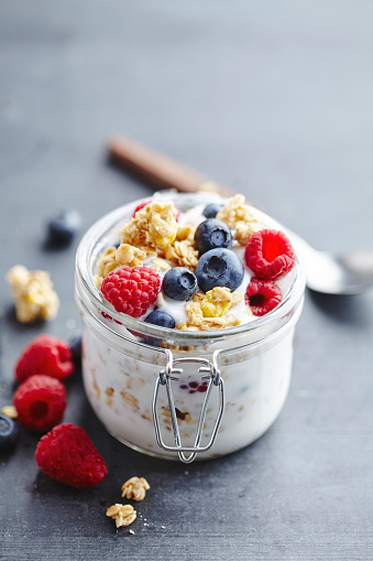 Natural Yogurt with berries and cruch