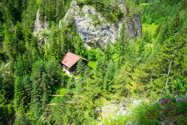 Photo of Ecolog mountain hut as seen from high above on the 