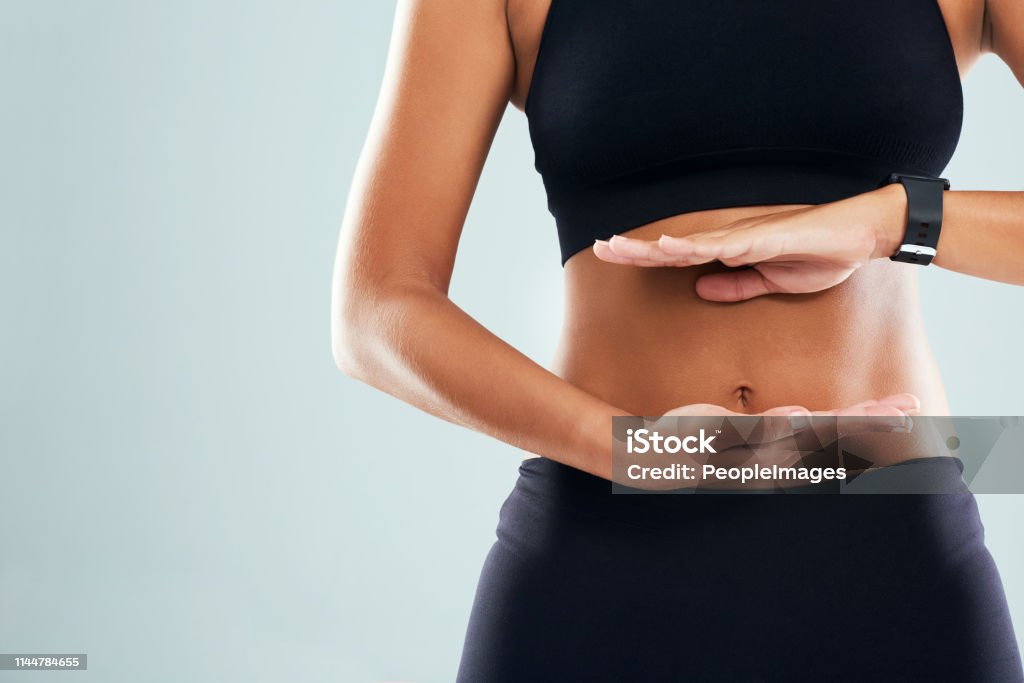 Los resultados ya están mostrando - Foto de stock de Abdomen libre de derechos