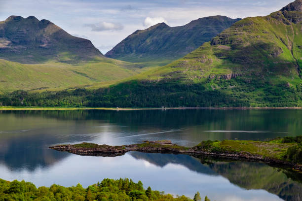istock Upper Loch Torridon In Scotland's Northwest Highlands 1144796383