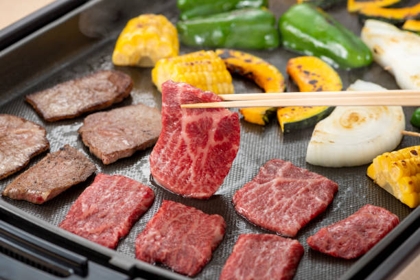 집에서 구운 고기 - yakiniku 뉴스 사진 이미지