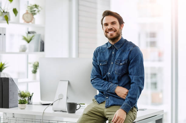 istock The moment when the office is the best place to be 1144980888