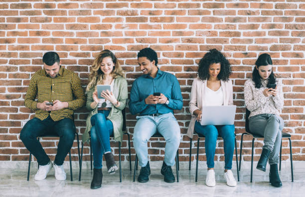 istock Addicted to social media 1144991970