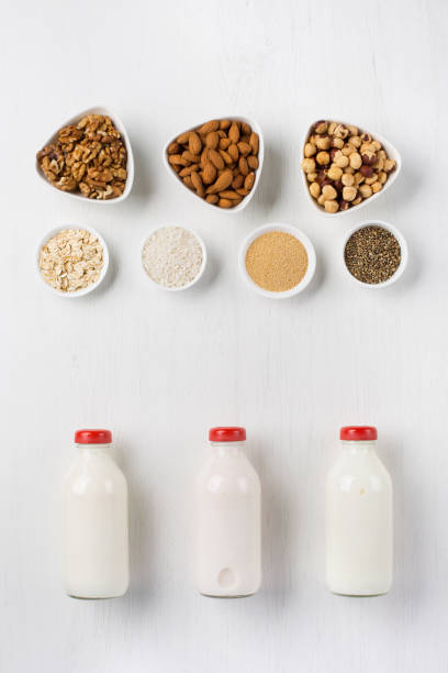 비 건 너트 우유 및 재료 - 산양유단백질분말 뉴스 사진 이미지