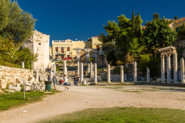 editorial, ágora romana en atenas - roman agora fotografías e imágenes de stock