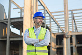 supervisor-auf-einer-baustelle.jpg?b=1&s=170x170&k=20&c=S2aqCkvimPyIC23J3f9jaNX8p30MokCOVn15V7gZE38=