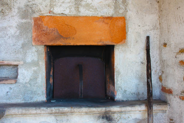 walled artisan oven for home grilling and pizza making