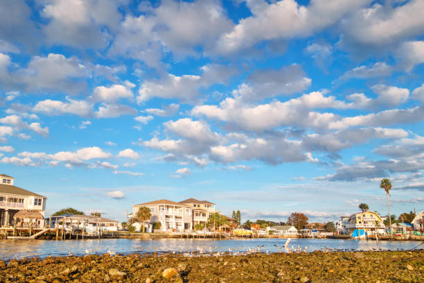 casas frente al mar en hudson new port richey florida usa - port richey fotografías e imágenes de stock