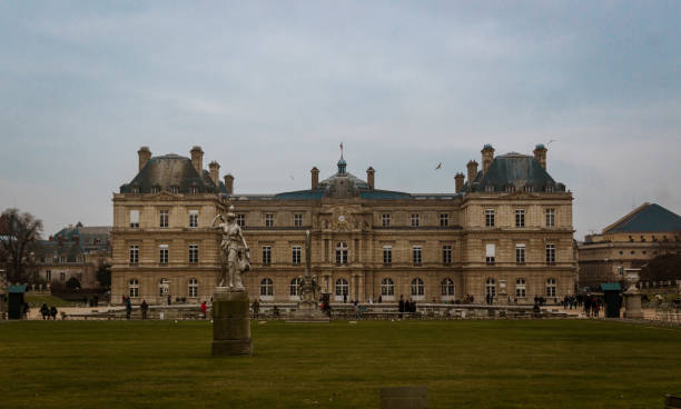 istock Luxemburg Palace in winter 1145154995