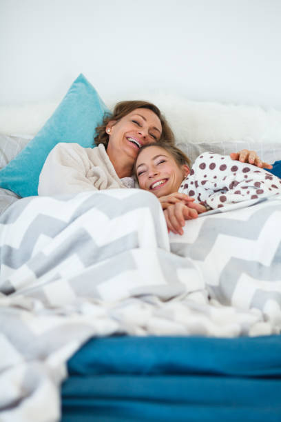 istock Good morning for mother and daughter 1145175908