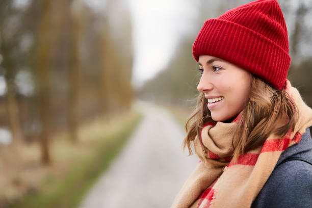 istock Red hat and scarf girl 1145237340