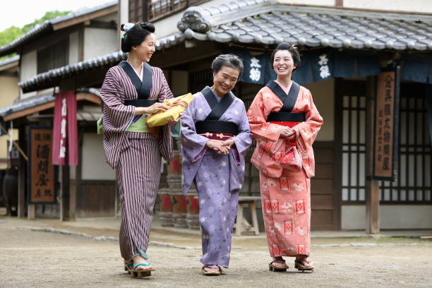 istock edo period woman 1145240886
