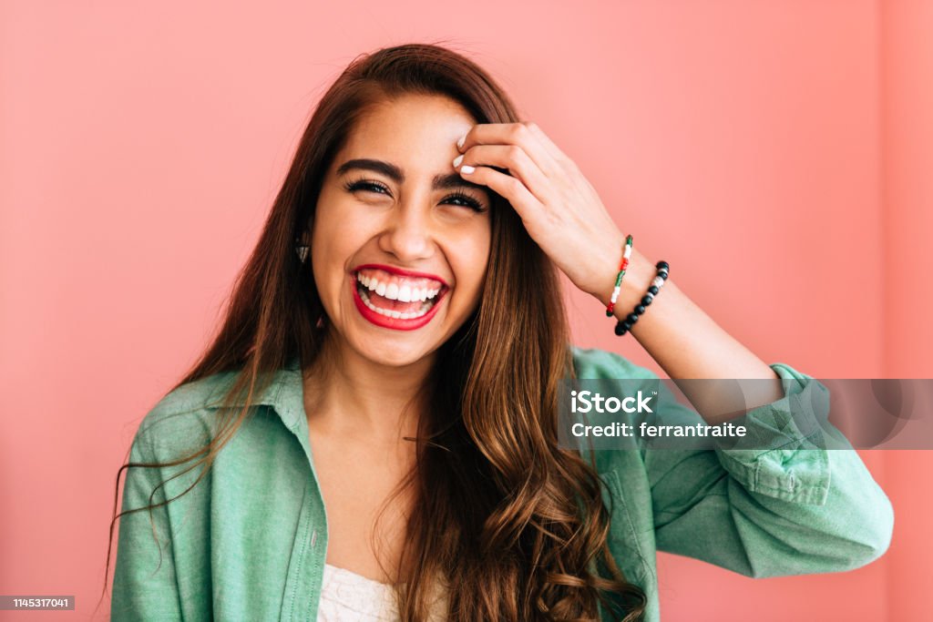 Jonge Mexicaanse vrouw portret - Royalty-free Volwassen vrouwen Stockfoto