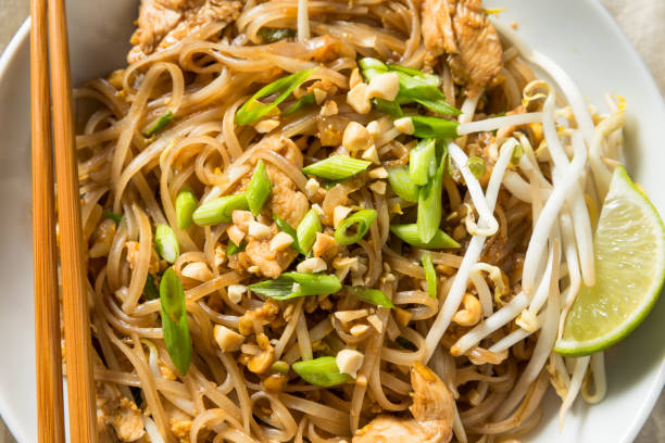 istock Homemade Chicken Pad Thai 1145322956