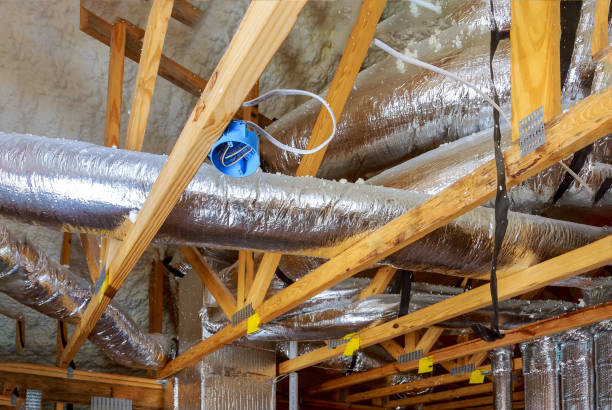 프레임 하우스 환기 시스템의 단편 홈 건설 - insulation roof attic home improvement 뉴스 사진 이미지