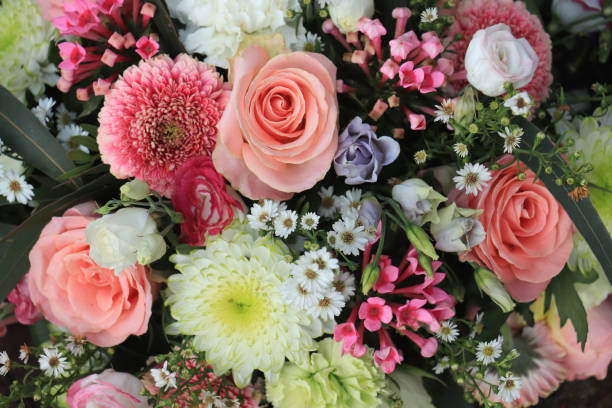 istock Yellow and pink wedding flowers 1145514227
